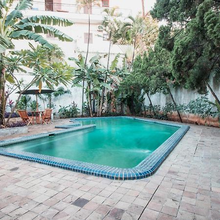 Capital O 332 Residence G17 Kemang Jakarta Eksteriør billede