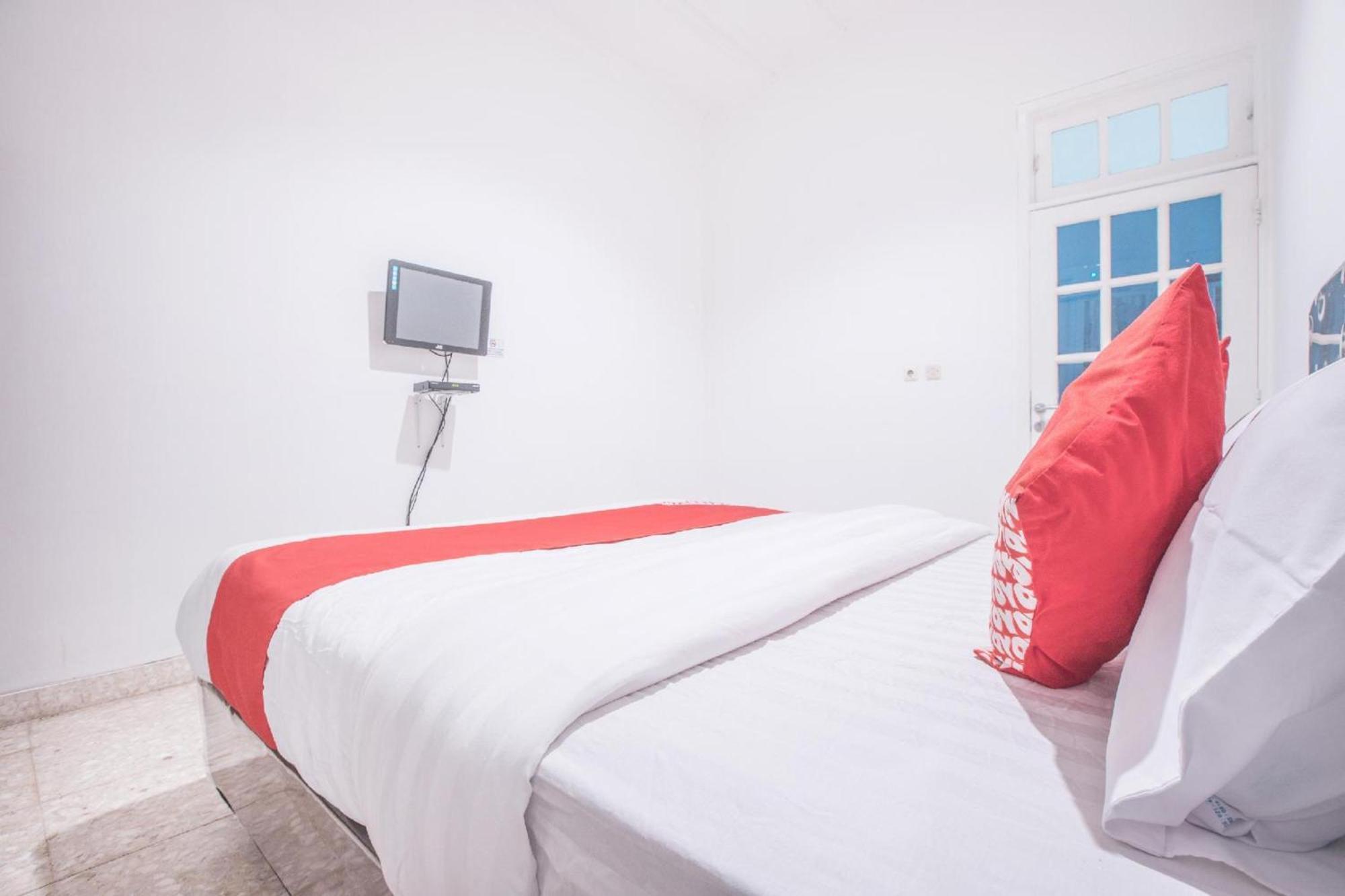 Capital O 332 Residence G17 Kemang Jakarta Eksteriør billede